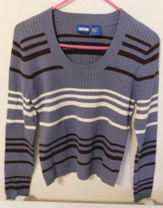 NEW LADIES  VERY PRETTY LIGHT WEIGHT SWEATER,  SIZE L - Picture 1 of 3
