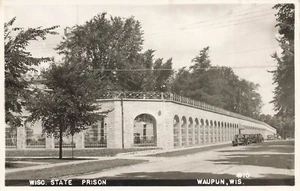 Postal LP85 Waupun Wisconsin State Prison 1958 RPPC - Imagen 1 de 2