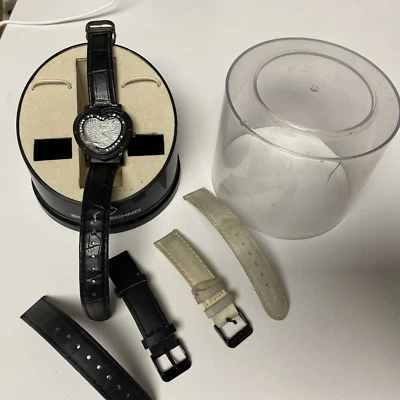 Reloj Super Techno Diamante Genuino M5505A en forma de corazón cristal roto con caja Foto 1 de 4