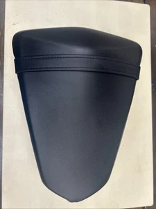 1WD-F4750-01-00 Yamaha MT-03/R3 Rear Seat - Bild 1 von 8