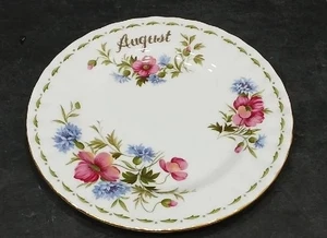 Platillo "Amapola" Royal Albert Bone China Inglaterra Flor del Mes Serie Agosto - Imagen 1 de 6