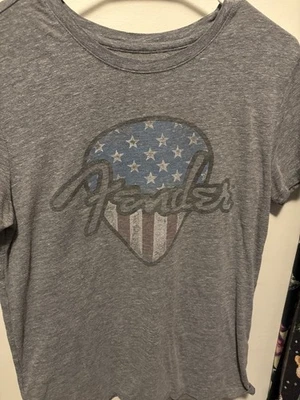 Camiseta Feminina Fender Guitars Cinza Tamanho Médio - Imagem 1 de 2