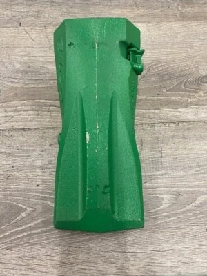 ESCO U25S ULTRALOK STANDARD BUCKET TOOTH - Image 1 of 3