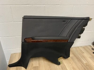 MERCEDES BENZ CL63 CL550 W216 原始设备制造商后座右门板盖  — 第 1/4 张图片