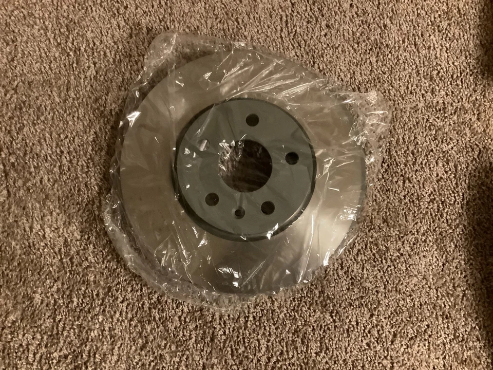 Front Brake Rotor Disc Chevrolet Equinox  and other chevy vehicles Foto 1 de 1