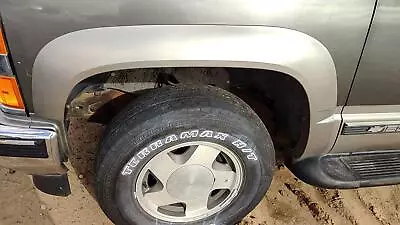 Chevy Suburban 1992-1999 Lh conductor delantero izquierdo acampanado moldeado de guardabarros fabricante original Foto 1 de 4