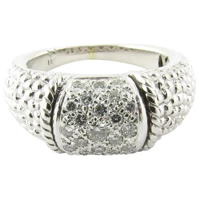 18 Karat White Gold and Diamond Ring Size 6.5 - Image 1 of 4