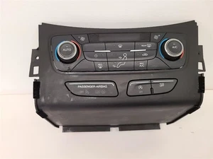 17 FORD ESCAPE Temperature Control Front Automatic Temperature Control  - Picture 1 of 12