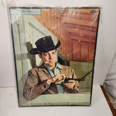 Rompecabezas con incrustación de marco-bandeja Dale Robertson Wells Fargo 15x11 raro ¡solo 1 en eBay!! Foto 1 de 4