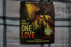 One Love 4K SLIP COVER ONLY SLIP COVER ONLY - Bild 1 von 2