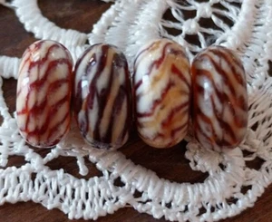 4x Original Trollbeads Tierfell mit FELL BEWACHSEN TGLBE-10003 Glasbead retired - Bild 1 von 9