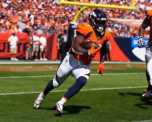 Foto de fútbol americano de la NFL Javonte Williams Running Action Denver Broncos 8x10 - Imagen 1 de 1