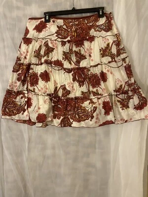 Falda vintage en capas hasta la rodilla Foto 1 de 4