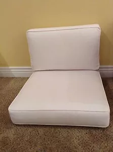 2 pc Frontgate METROPOLITAN Outdoor Club Lounge Chair Cushion 25x28 White NEW - Picture 1 of 2