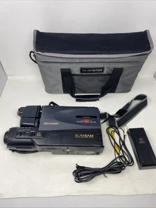 Vtg 1993 Sharp Super Cat's Eye 0.7 LUX SLIMCAM VHS Video Camcorder VL-L62U READ - Picture 1 of 17