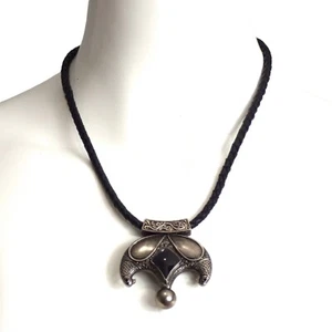 SAINT LAURENT- Silver Pendant Necklace - Picture 1 of 3