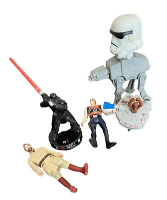 Lot Of 5 PVC Plastic Action Figures Assortment Star Wars - Image 1 of 4