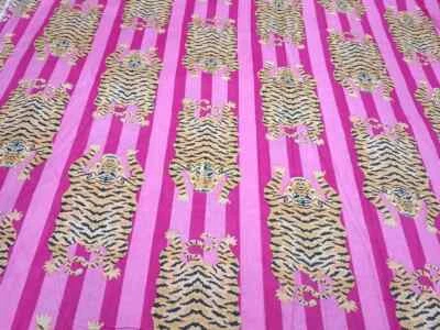 Telas de costura de tela de algodón impresas a mano de tigre rosa indio de 25 yardas Foto 1 de 4