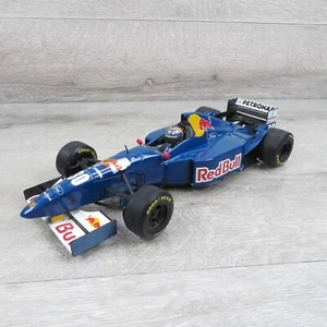PAUL’S MODEL ART - 1:18 - Sauber C14, F1 - #BB99546 - Bild 1 von 9