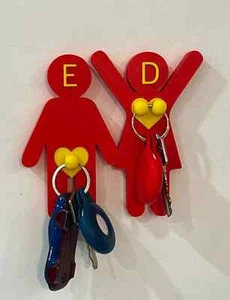 Couples Key Holder – Cute and Creative Wall-Mounted Key Organizer - Picture 1 of 9