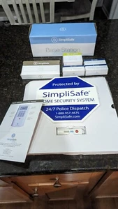 Brand New (7) Piece SimpliSafe Security System Bundle - Picture 1 of 8