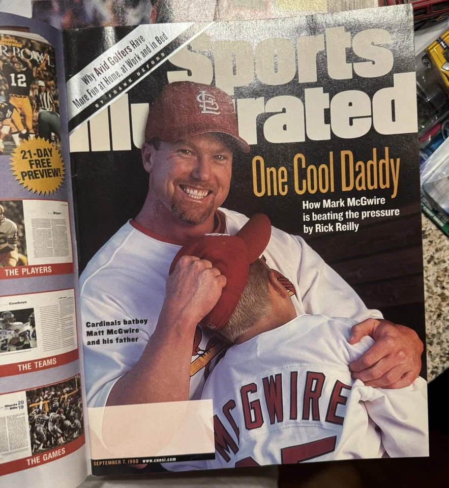 1998 Sports Illustrated Mark McGwire One Cool Daddy NMC No Address - Image 1 of 1