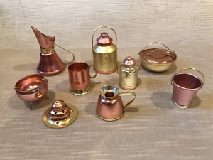 VINTAGE MINIATURE DOLLHOUSE COPPER ANTIQUE PRIMITIVE POTS, PITCHER AND MILK CUPS - Picture 1 of 9