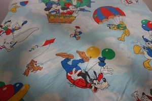 Sábana bajera ajustable Dumbo globos aerostáticos Disney Mickey Mouse con dos inferiores - Imagen 1 de 4