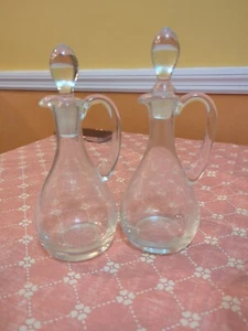 Oil & Vingar Bottles with tops by Princess House - Picture 1 of 4