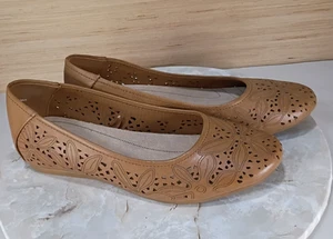 Baretrap flache Damenschuhe Größe 10 Medium hellbraun beige Memory Foam Mariah Blumenmuster - Bild 1 von 11