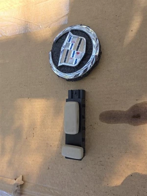 Cadillac CTS DTS 2006-2017 interruptor asiento delantero izquierdo lado conductor control 12451497 Foto 1 de 4