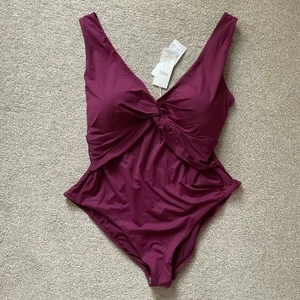 UVP £35 M&S Größe 24 Reg Damen Secret Slimming Magic Shaping Badeanzug Himbeere - Bild 1 von 11