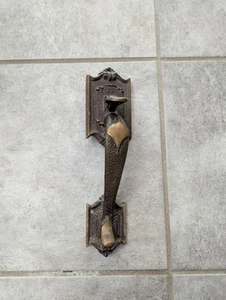 Antike Bronze 10,5 Zoll Außentürzug Daumenriegel Gothic gehämmert Art Deco - Bild 1 von 3