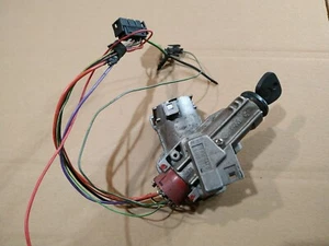 BMW E36 M3 325i 320i 316i 318i NEIMAN BLOQUEO DE DIRECCIÓN LLAVE DE ENCENDIDO 1161551 - Imagen 1 de 3
