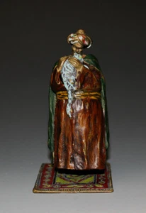 Figura de bronce traviesa de Viena austriaca beduina y niña con túnica - Imagen 1 de 8