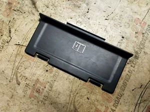 RANGE ROVER EVQOUE 2016 L538 2.0 FUSE BOX COVER BJ32-06040-AB - Picture 1 of 5