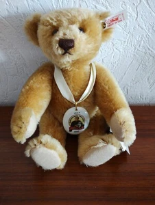 Steiff Geburtstagsbär zum 150. Geburtstag von Margarethe Steiff. 28cm, blond - Bild 1 von 5