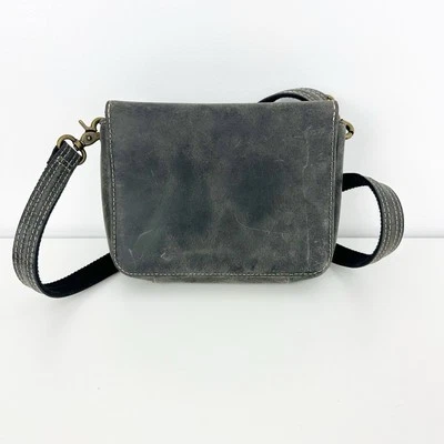 Gun Tote’n Mamas Conceal Carry Crossbody Purse Bag Distressed RFID - Image 1 of 4