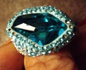 Vintage Pave Strass Silber Ring AQUA ABSTRAKT KRISTALL Größe 8 Edelstahl Chip - Bild 1 von 16
