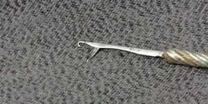 Small Metal Unknown Rag Rug Making Tool Latch Hook Crochet? Twisted Antique 4½" - Picture 1 of 8