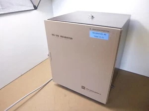 CSE Clinical Scientific Equipment Co. No. 120 Incubator - Picture 1 of 8