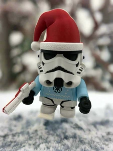 Trozo impreso en 3D Holiday Star Wars Stormtrooper escala media 6"-8" - Imagen 1 de 5