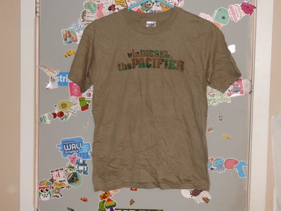 Vintage 2005 Disney The Pacifier Vin Diesel Movie Promo Tee Youth Medium RARE!! - Image 1 of 4
