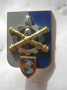 INSIGNE DU MATERIEL LA D.M. A .G   ANTILLES / GUYANE Y. DELSART - Picture 1 of 2