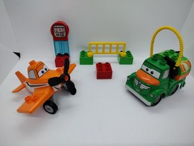 LEGO DUPLO 10509 DISNEY PIXAR CARS Planes Dusty and Chug set - 99% complete
