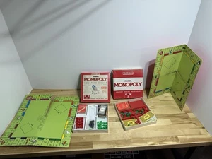 Waddingtons - Travel - Monopoly -Singapore Edition plus regular (h) - Picture 1 of 4