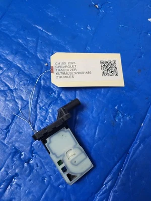 Sensor de flujo de aire masivo Chevrolet 55505735 usado fabricante original para Trail Blazer RS 1,3 L AWD 23 Foto 1 de 4