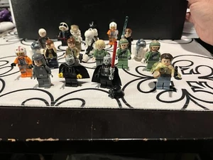 ENDOR REBELS 19 LEGO MINIFIGURE LOT Han Solo, Darth Vader R2D2 Troopers Etc - Picture 1 of 3