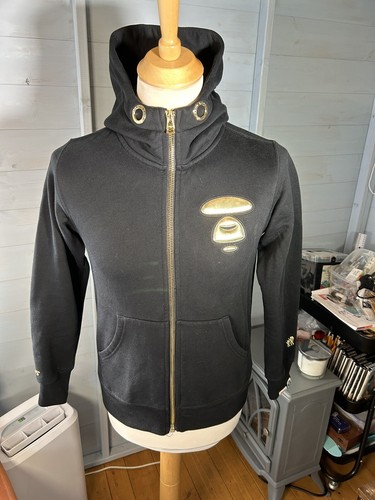 A BATHING APE (BAPE) AAPE APUNVS By A Bathing Ape Felpa con cappuccio e zip nera oro Small S AAPE Now