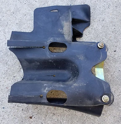 Piezas - Yamaha Riva 125 - Guardabarros trasero goma guardabarros - Usado OEM Foto 1 de 2